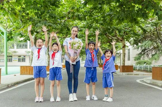 探索内心和谐与外在安宁的路径，学会愉悦自己，远离生活困扰