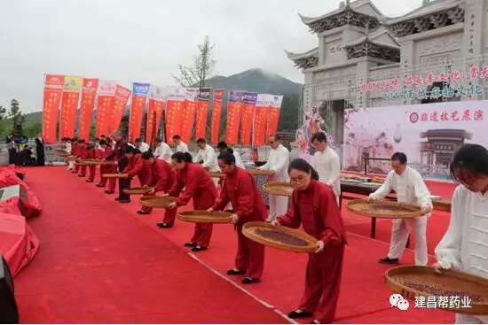 建昌县剧团最新动态报道